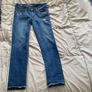 American eagle super stretch size 6